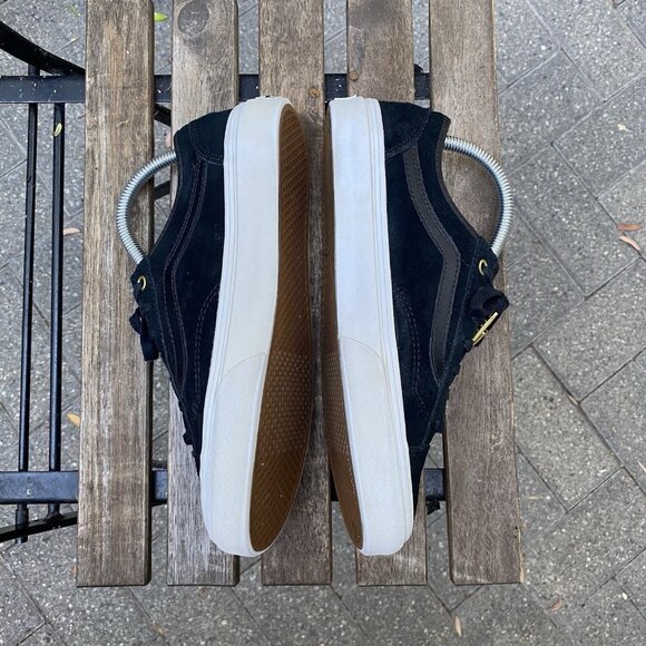 Vans Old Skool Low Skate Shoes Women's 7.5 Men's 6 Black Suede Gold Lace Aglets - Picture 8 of 12